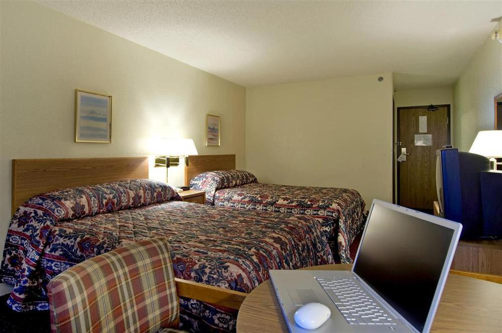Quality Inn Streetsboro Kamer foto