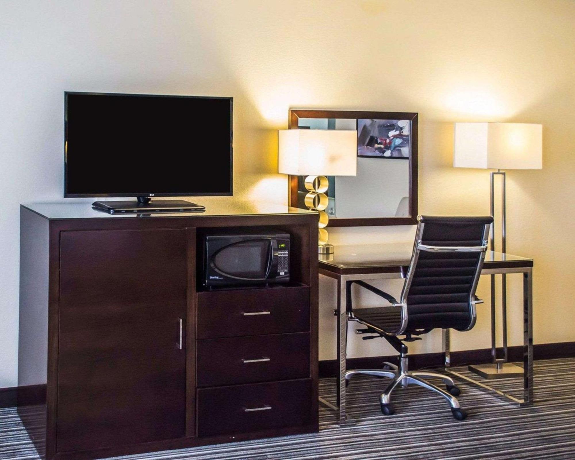Quality Inn Streetsboro Buitenkant foto