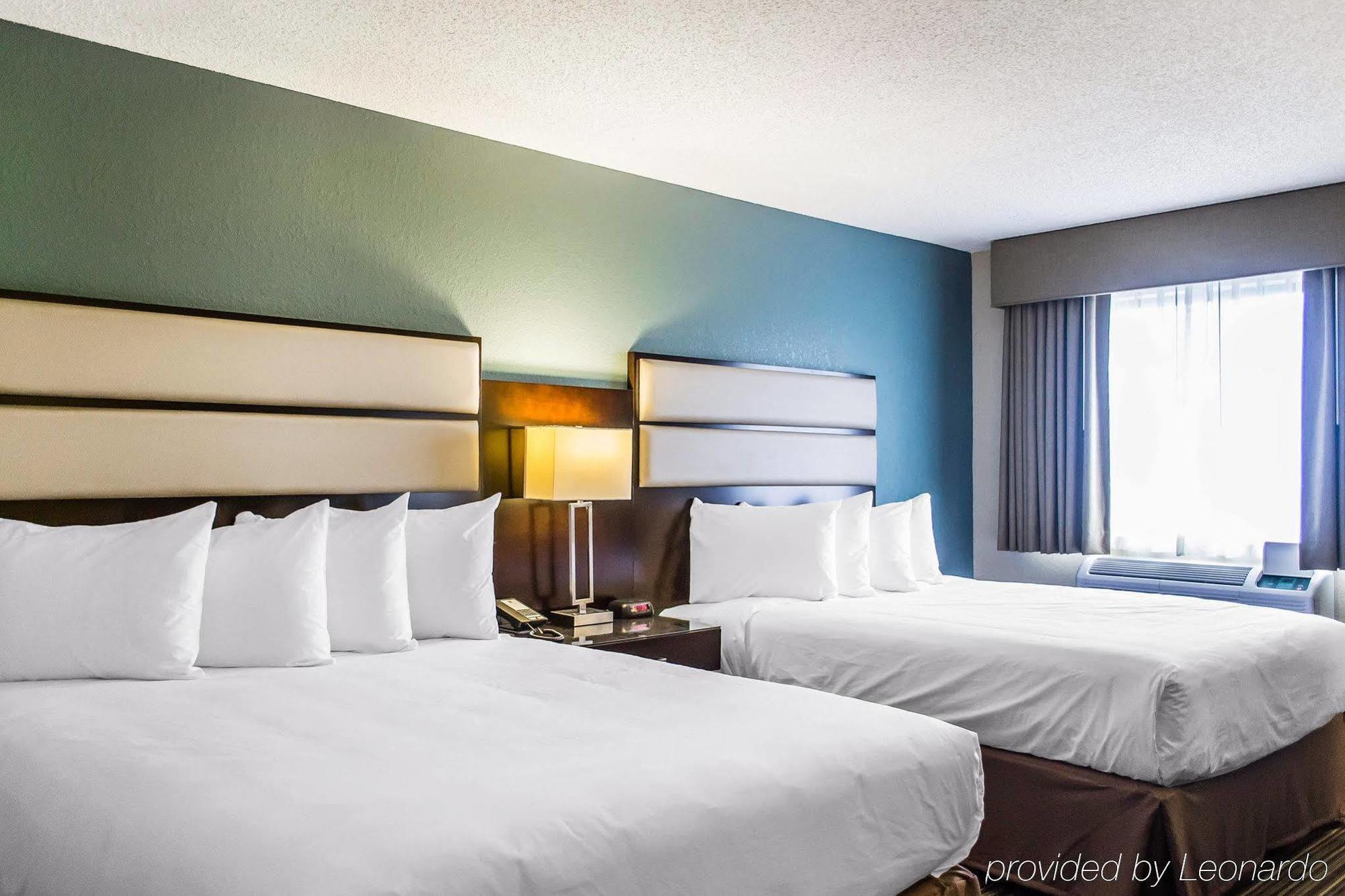 Quality Inn Streetsboro Buitenkant foto
